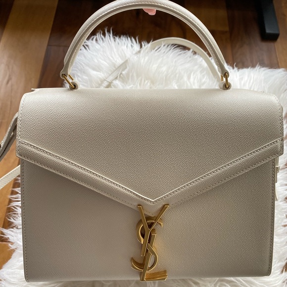 YSL Medium Cassandra Bag. - Picture 8 of 15
